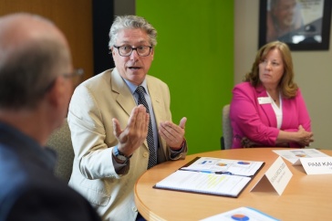 Borja Alvarez de Toledo, president and CEO of Waypoint, speaks with UNH President Jim Dean